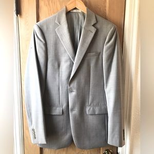 Men’s 100% wool light gray suit coat Calvin Klein 38L